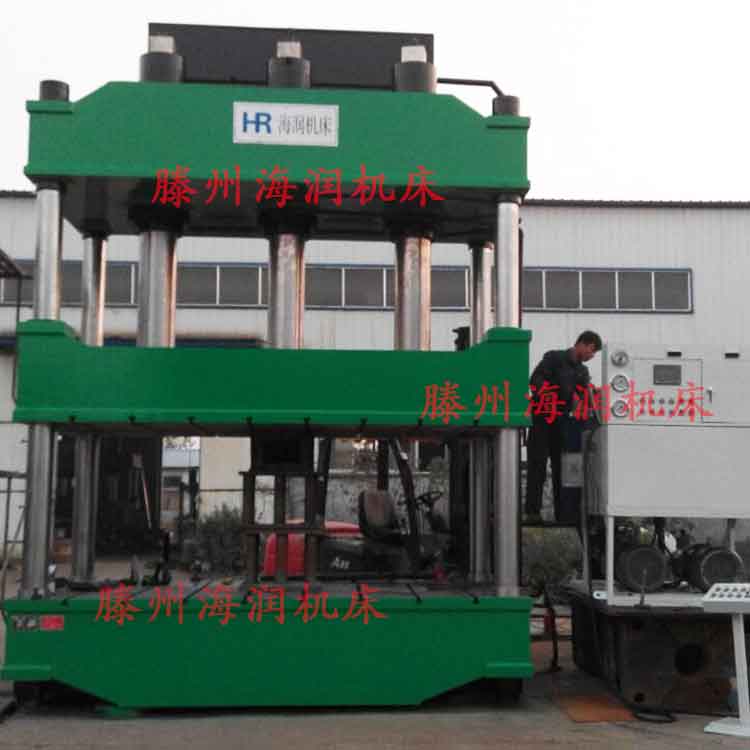 630噸汽車內(nèi)飾成型液壓機
